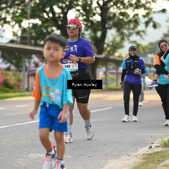 Runner Photo 8239313