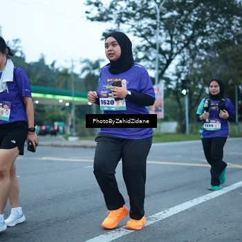 Runner Photo 8239324