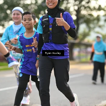 Runner Photo 8239334