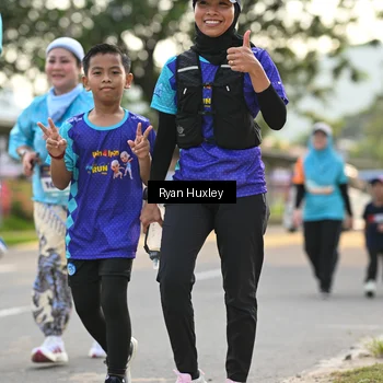 Runner Photo 8239348