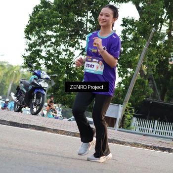 Runner Photo 8239350
