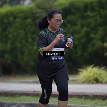 Runner Photo 8239357