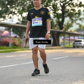 Runner Photo 8239367
