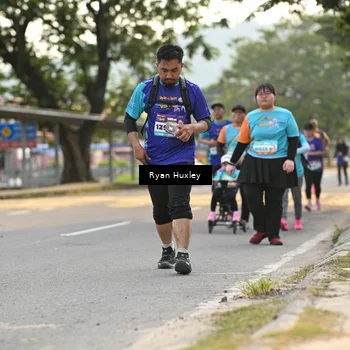 Runner Photo 8239381