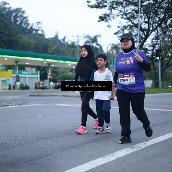 Runner Photo 8239386