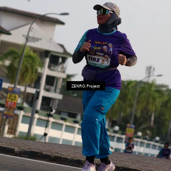 Runner Photo 8239396