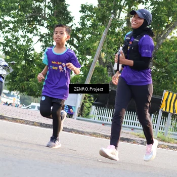 Runner Photo 8239407
