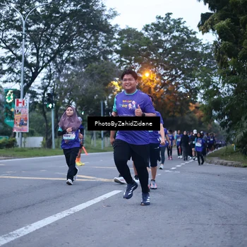Runner Photo 8239409