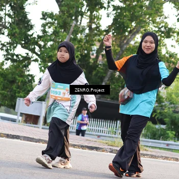 Runner Photo 8239422