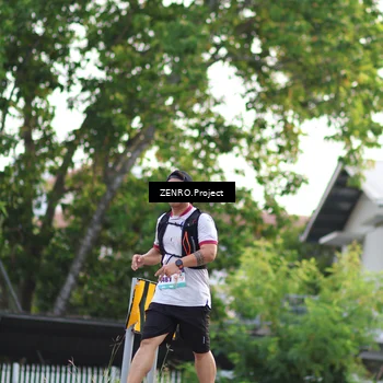 Runner Photo 8239423
