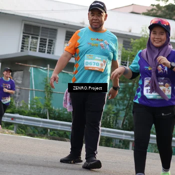 Runner Photo 8239438