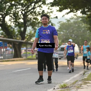 Runner Photo 8239446