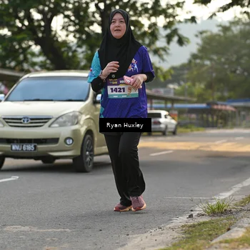 Runner Photo 8239504