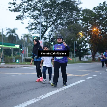 Runner Photo 8239512