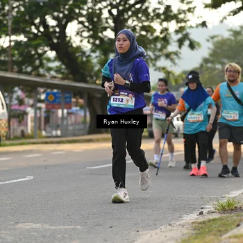 Runner Photo 8239519