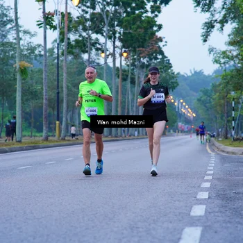 Runner Photo 8239534