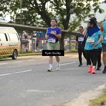 Runner Photo 8239539