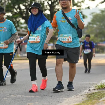 Runner Photo 8239542