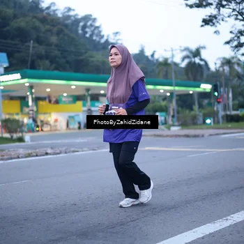 Runner Photo 8239545