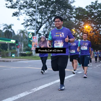 Runner Photo 8239569