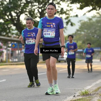 Runner Photo 8239575
