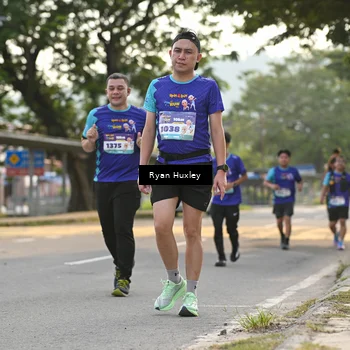 Runner Photo 8239577