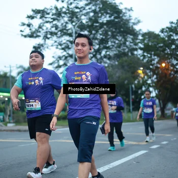 Runner Photo 8239583