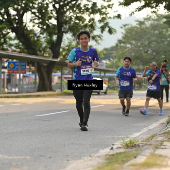Runner Photo 8239587