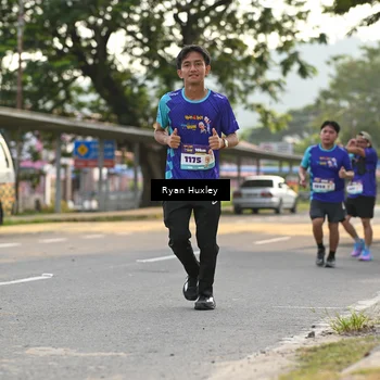 Runner Photo 8239591
