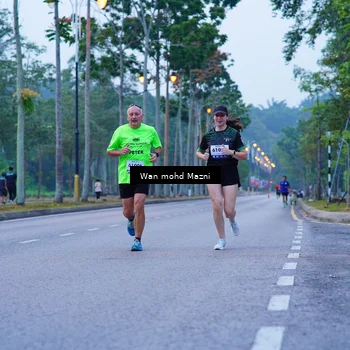 Runner Photo 8239636
