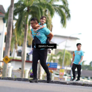 Runner Photo 8239637
