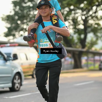 Runner Photo 8239638