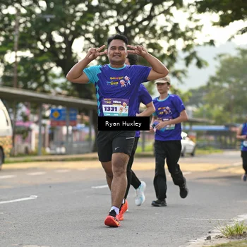 Runner Photo 8239644