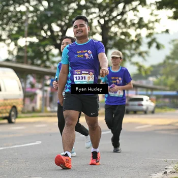 Runner Photo 8239651
