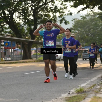 Runner Photo 8239652