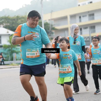 Runner Photo 8239665