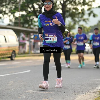 Runner Photo 8239671