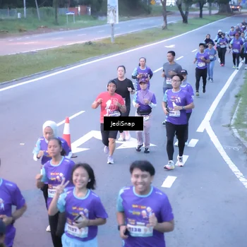 Runner Photo 8239679