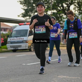 Runner Photo 8239698