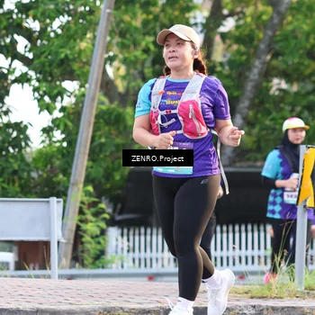 Runner Photo 8239715