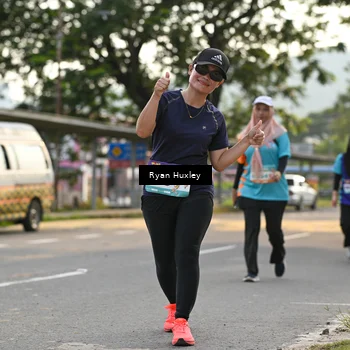 Runner Photo 8239719