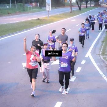 Runner Photo 8239721