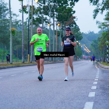 Runner Photo 8239727