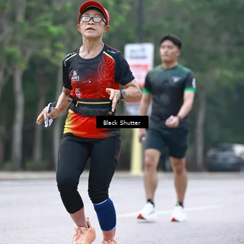 Runner Photo 8239732