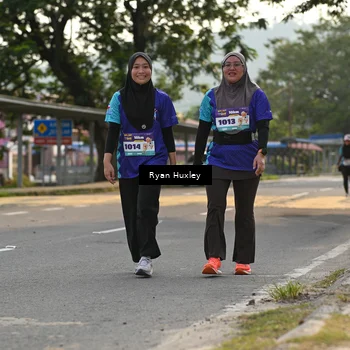 Runner Photo 8239740