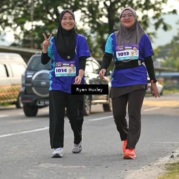Runner Photo 8239751