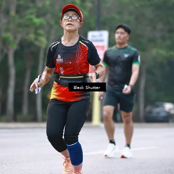 Runner Photo 8239754