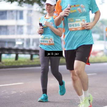 Runner Photo 8239755