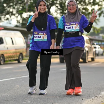 Runner Photo 8239764
