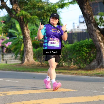 Runner Photo 8239765